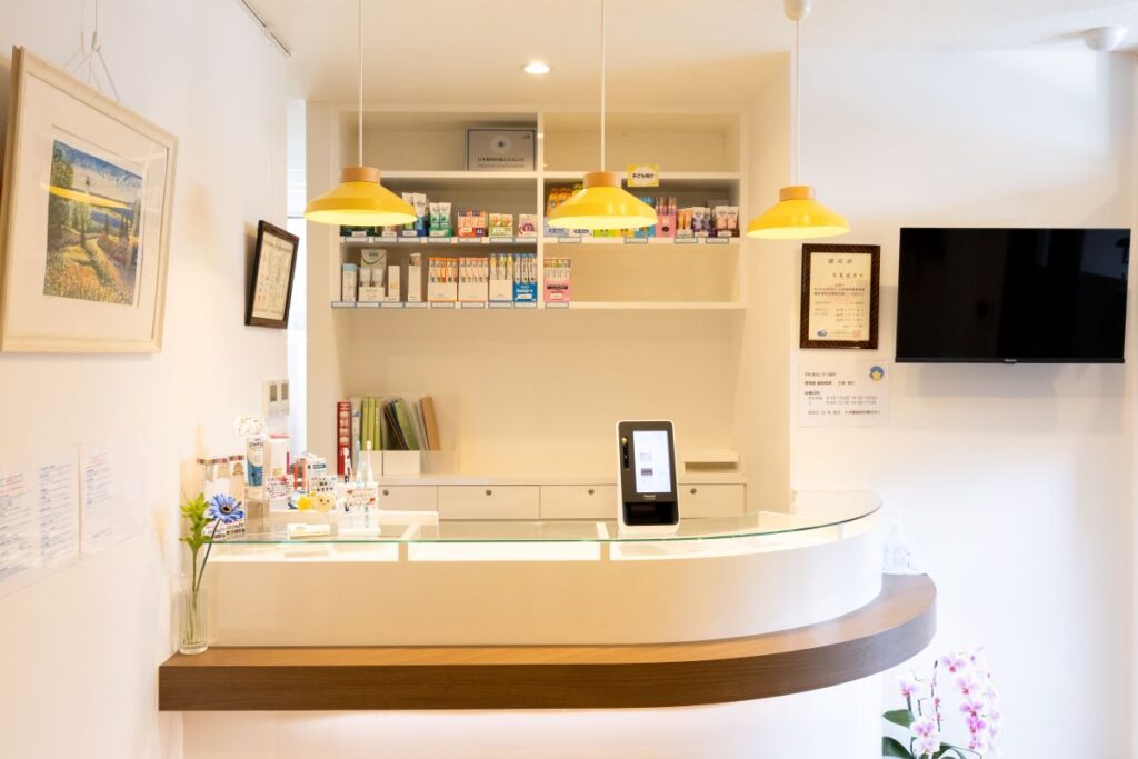 木町通ほしぞら歯科の受付正面
